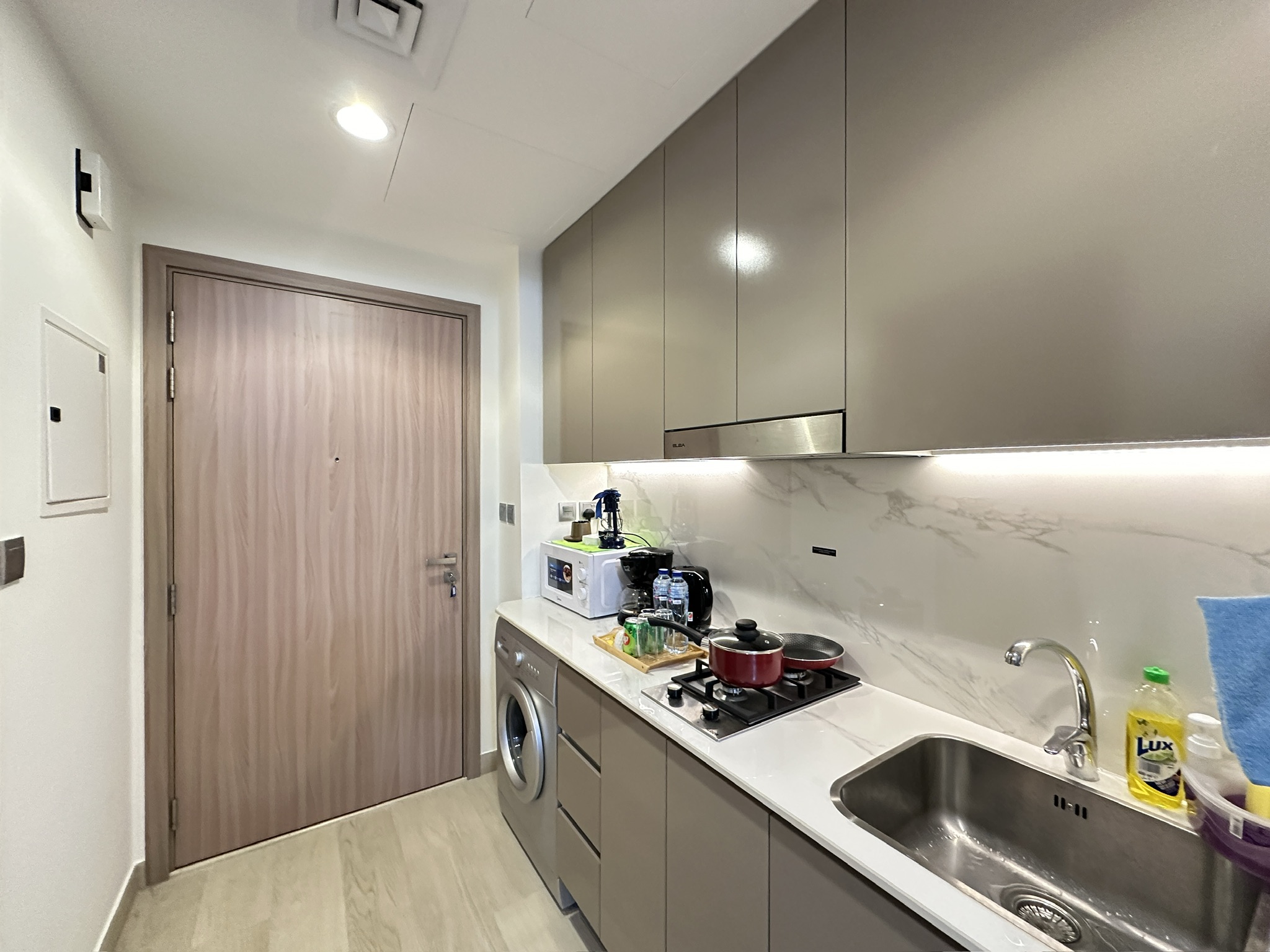 ready-studio-apartment-for-sale-in-dubai