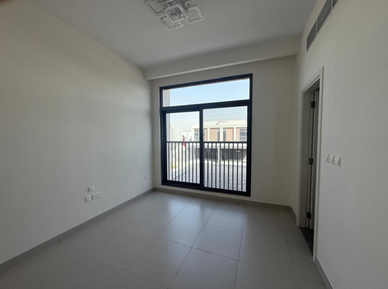 3-bedroom-villa-in-dubai-south-spacious