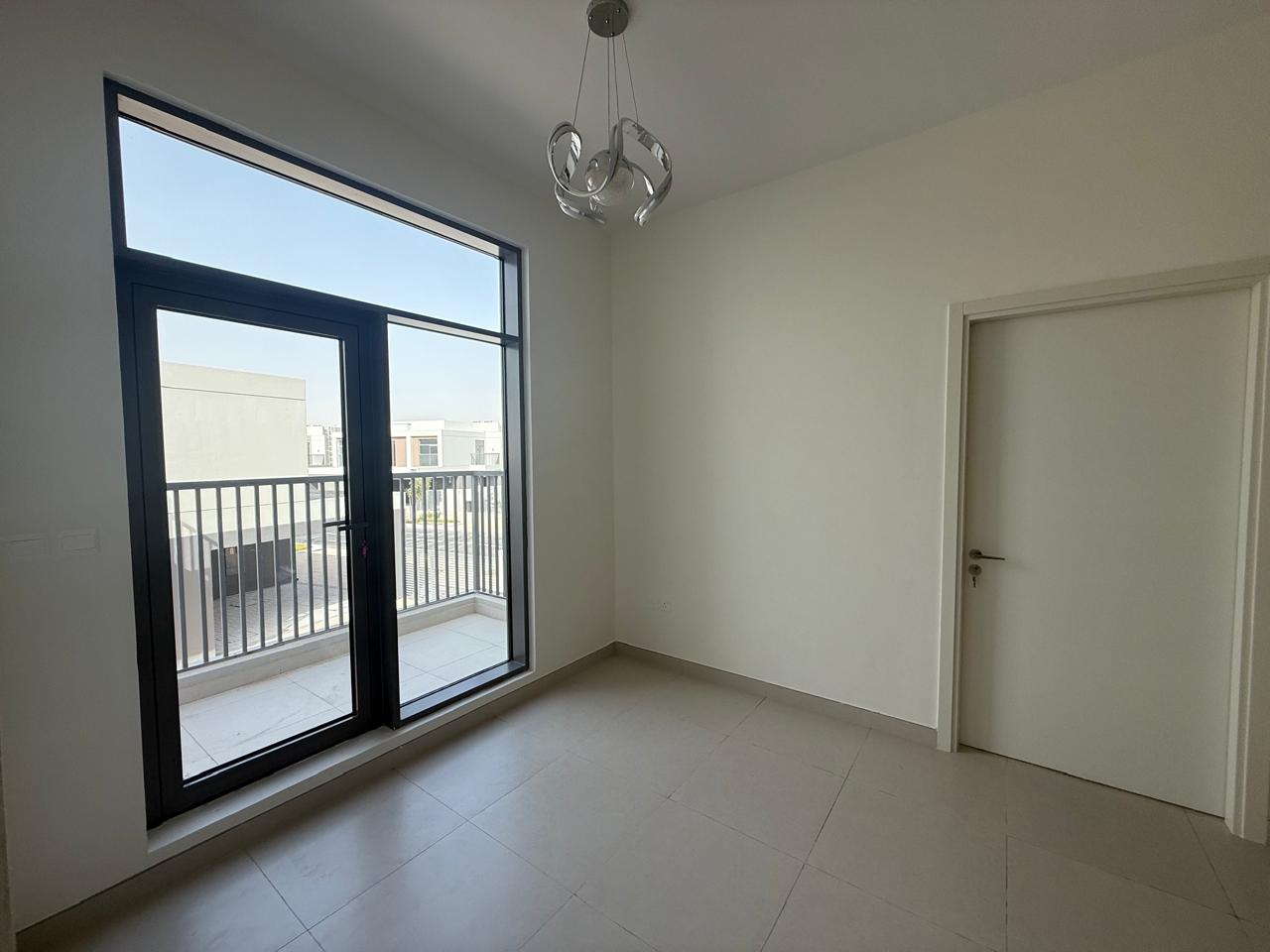 3-bedroom-villa-in-dubai-south-spacious