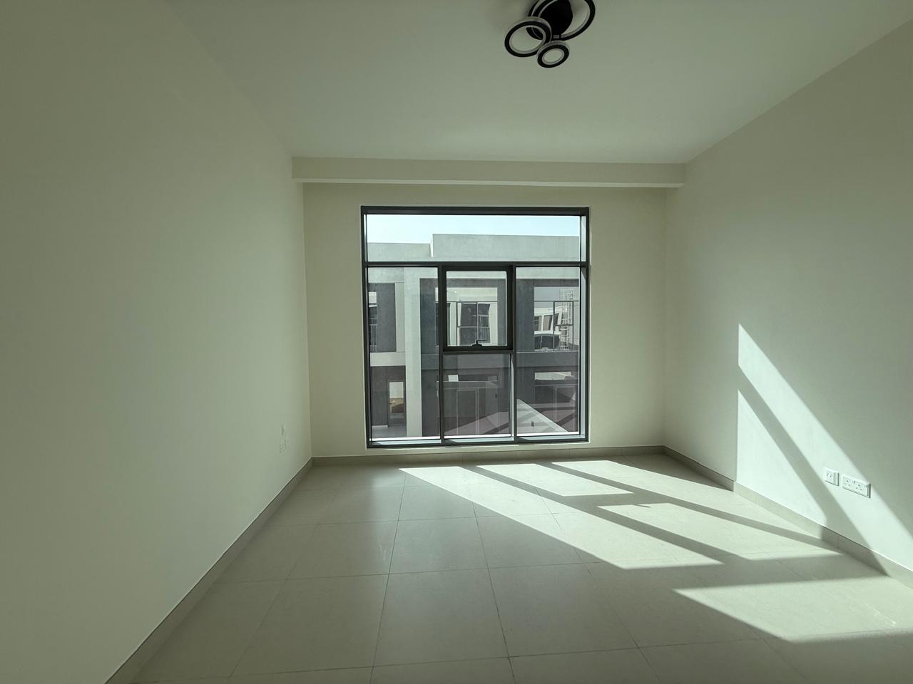 3-bedroom-villa-in-dubai-south-spacious