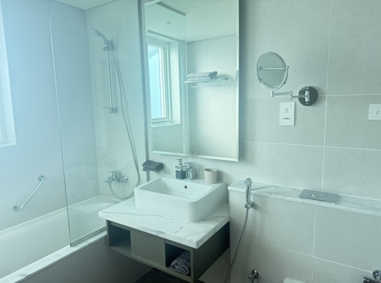 Furnished-2-bedroom-apartment-for-sale-in-business-bay-dubai