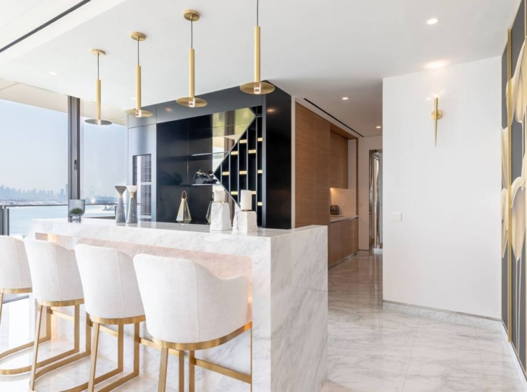 luzury-3-bedroom-apartment-for-sale-palm-jumeirah-dubai-atlantis-royal