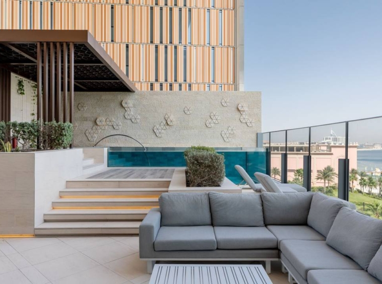 luxury-3-bedroom-apartment-for-sale-palm-jumeirah-dubai-atlantis-royal