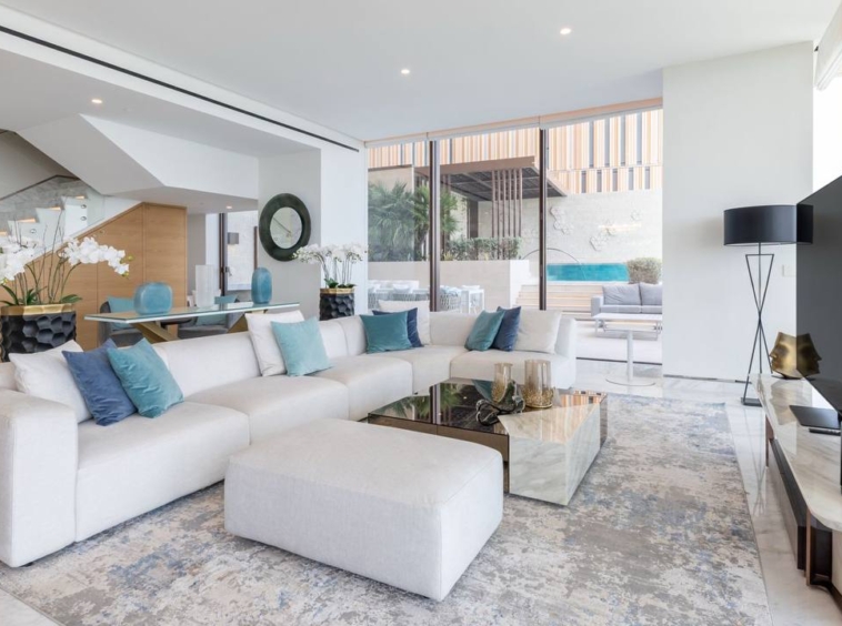 luxury-3-bedroom-apartment-for-sale-palm-jumeirah-dubai-atlantis-royal
