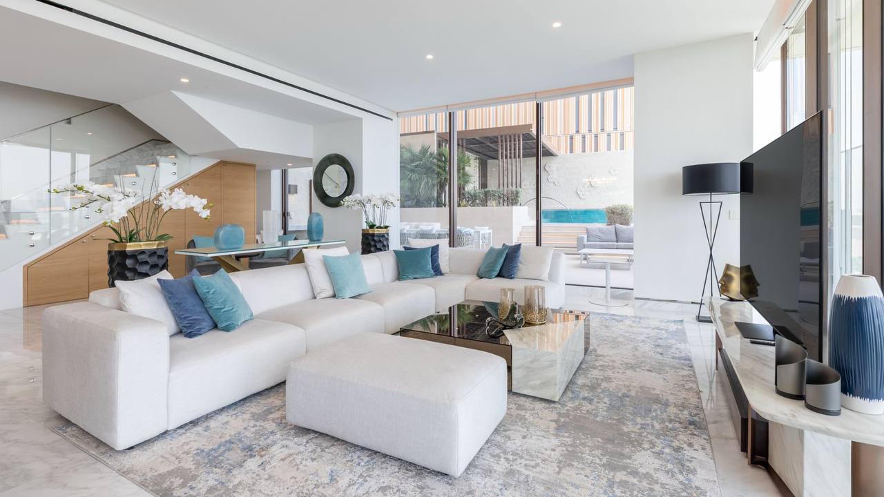 luxury-3-bedroom-apartment-for-sale-palm-jumeirah-dubai-atlantis-royal