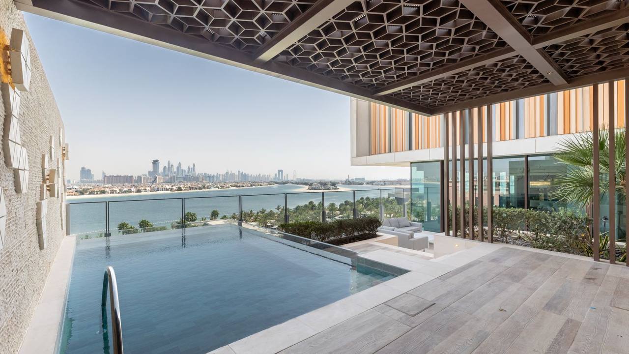luzury-3-bedroom-apartment-for-sale-palm-jumeirah-dubai-atlantis-royal