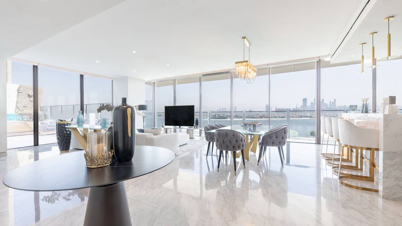 luzury-3-bedroom-apartment-for-sale-palm-jumeirah-dubai-atlantis-royal