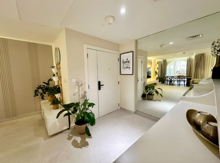 furnished-3-bedroom-apartment-for-sale-in-dubai-jumeirah-beach-residence